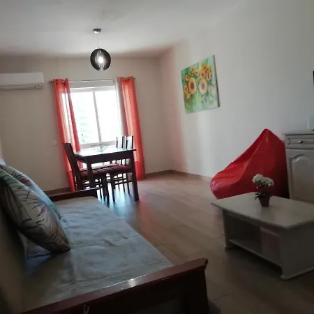 Laranja Lägenhet Quarteira